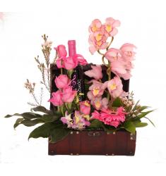 Floral arrangement with prestige
