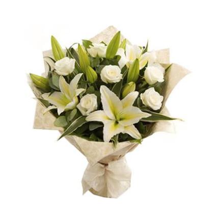 Bouquet White Roses, White Lilies